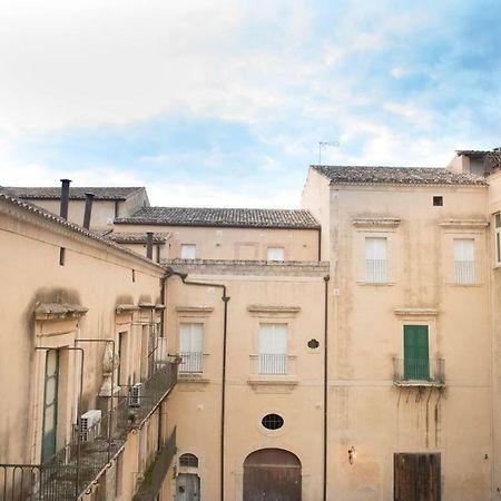 Casa Di Marco Palazzo Astuto Apartment Noto Bagian luar foto
